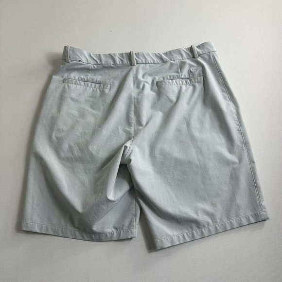Nike Golf Mens Standard Fit Dri-Fit Performance Chino Shorts Size 38 Beige - Picture 2 of 6